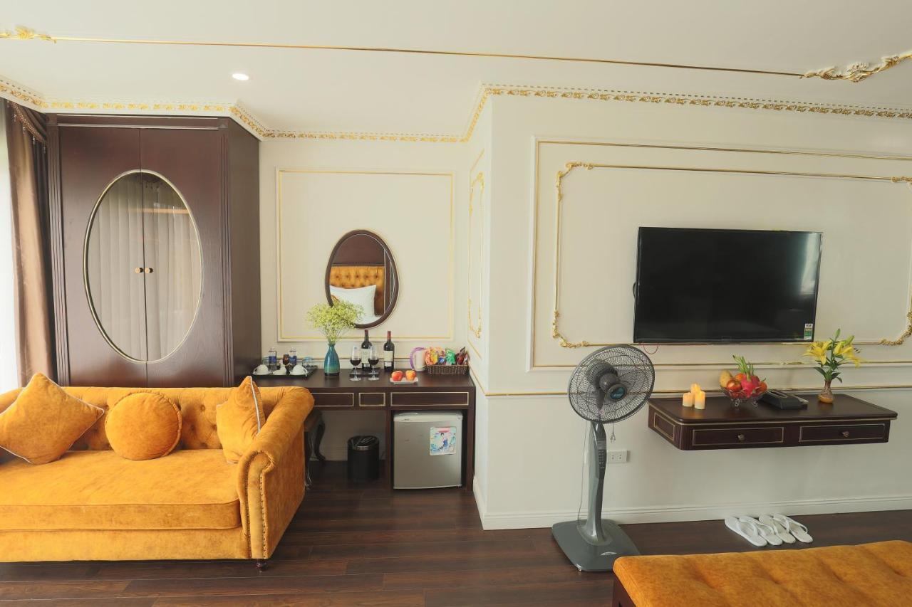 Hoang Gia Xa La Boutique Hà Nội